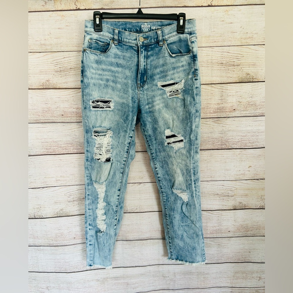 Soho New York Company Women’s Distressed Acid Wash High Rise Straight Leg Jeans